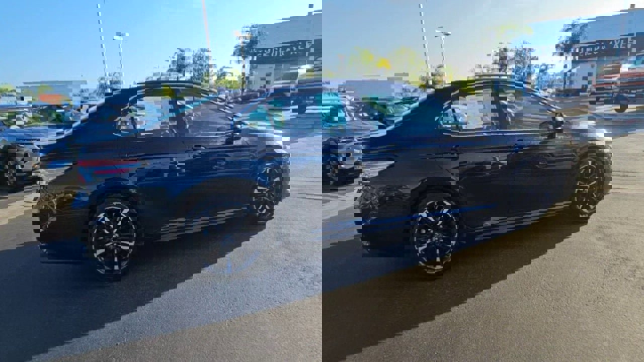 Used 2018 Toyota Camry XSE w/ Audio Package image 3