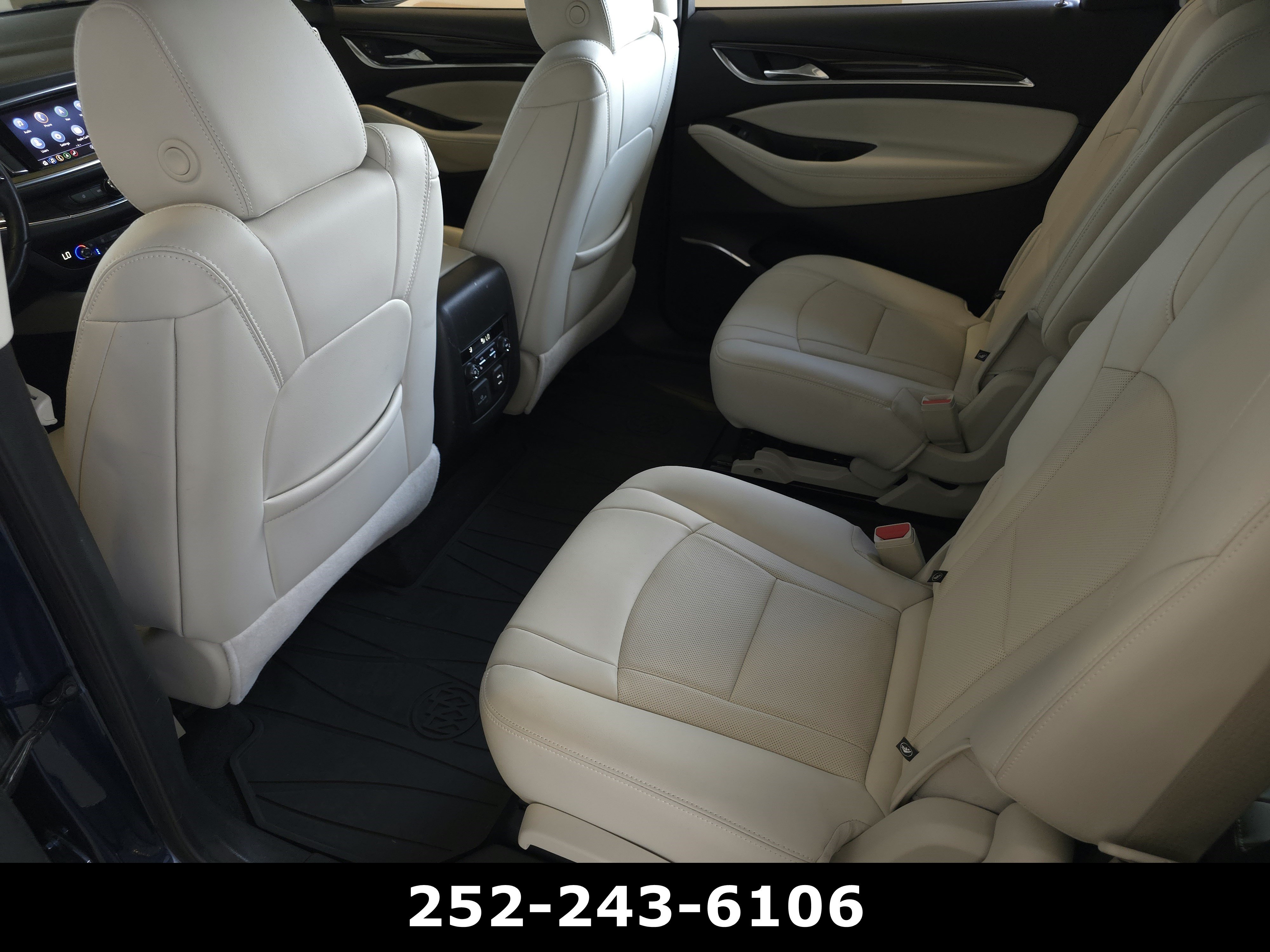 Used 2023 Buick Enclave Premium w/ Experience Buick Package FWD image 31