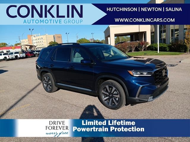 New 2025 Honda Pilot Touring image 1