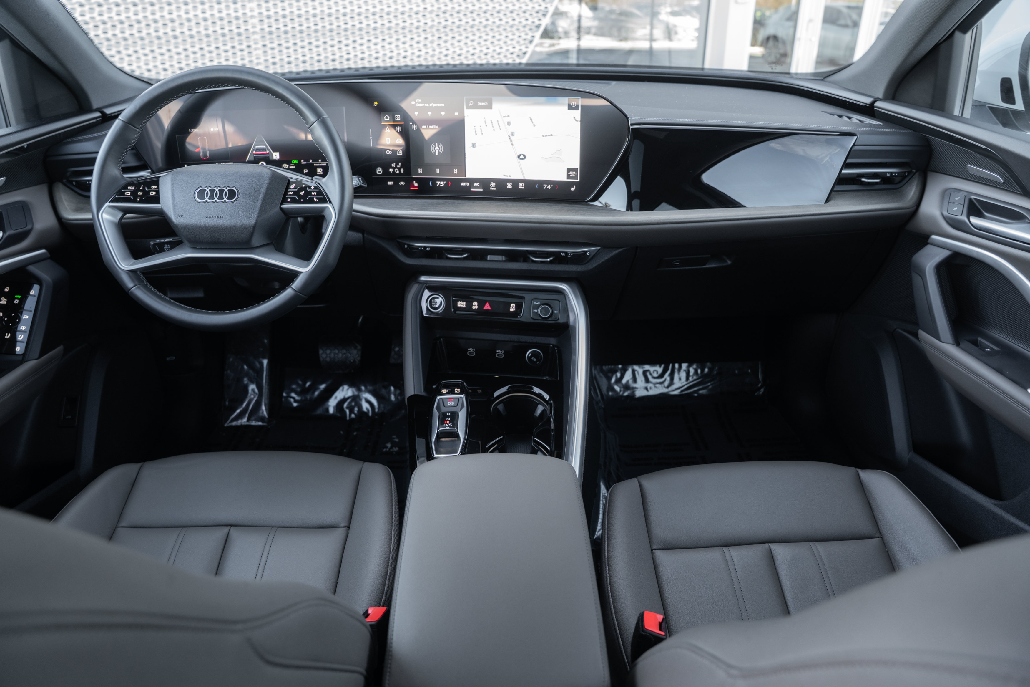 Certified 2025 Audi Q5 Premium w/ Premium Plus AWD/4WD image 7