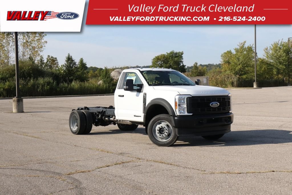 New 2025 Ford F550 4x4 Regular Cab Super Duty