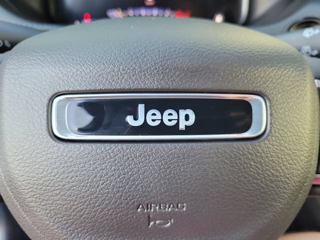 Used 2026 Jeep Compass Limited AWD/4WD image 29