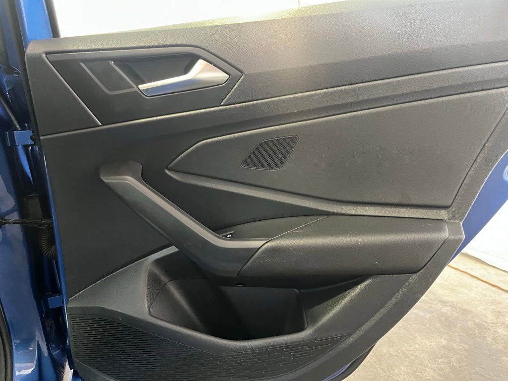 Certified 2022 Volkswagen Jetta SE image 27