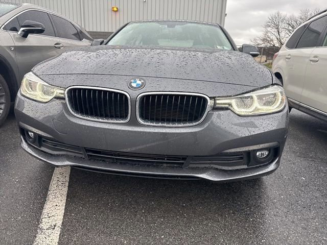 Used 2018 BMW 320i xDrive 320i xDrive w/ Convenience Package video 2
