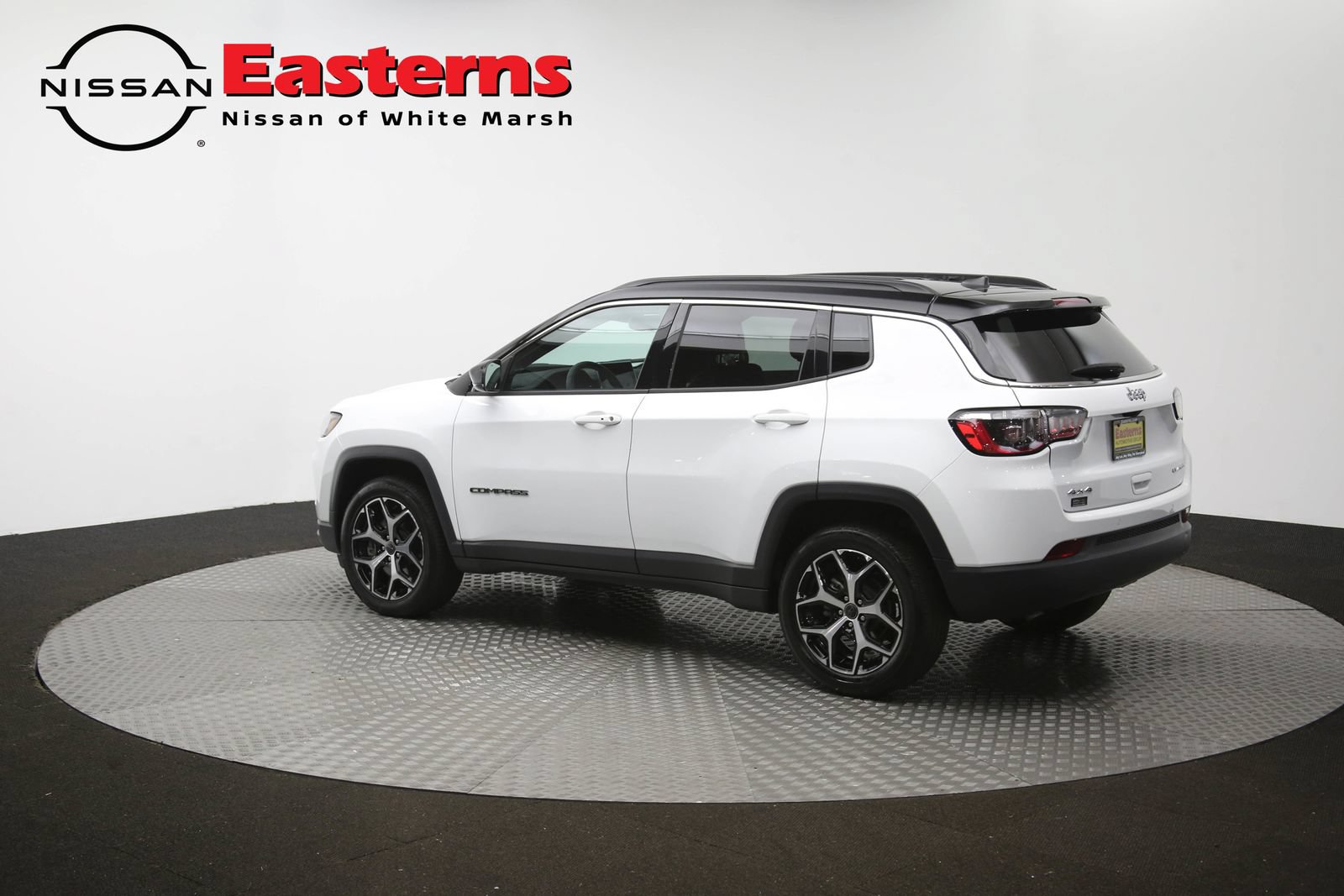 Used 2025 Jeep Compass Limited AWD/4WD image 61