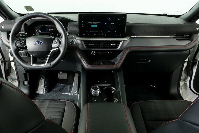 Used 2025 Ford Explorer ST-Line w/ Premium Package RWD image 18