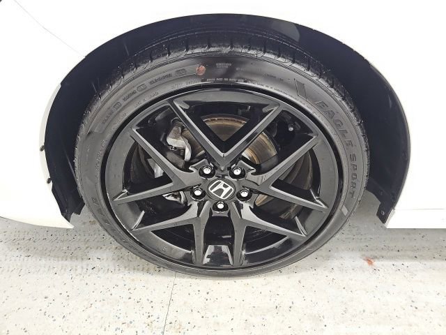 Used 2025 Honda Civic Sport image 9
