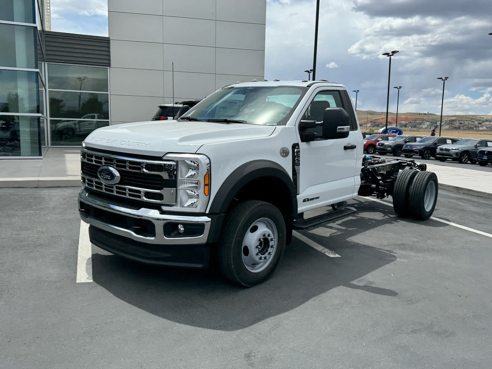 New 2026 Ford F550 4x4 Regular Cab Super Duty w/ XL Chrome Package image 2