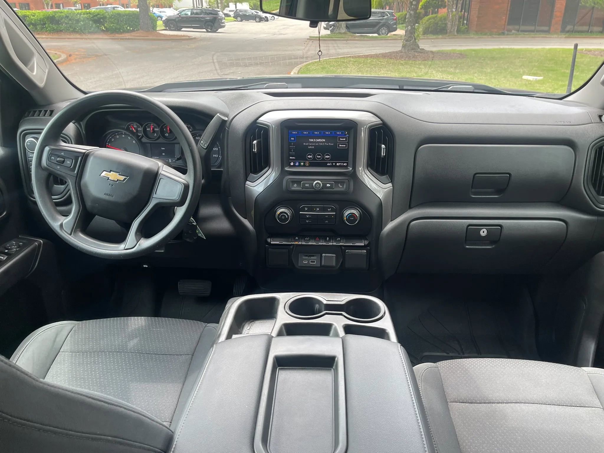 Used 2020 Chevrolet Silverado 1500 Custom w/ Custom Value Package AWD/4WD image 15