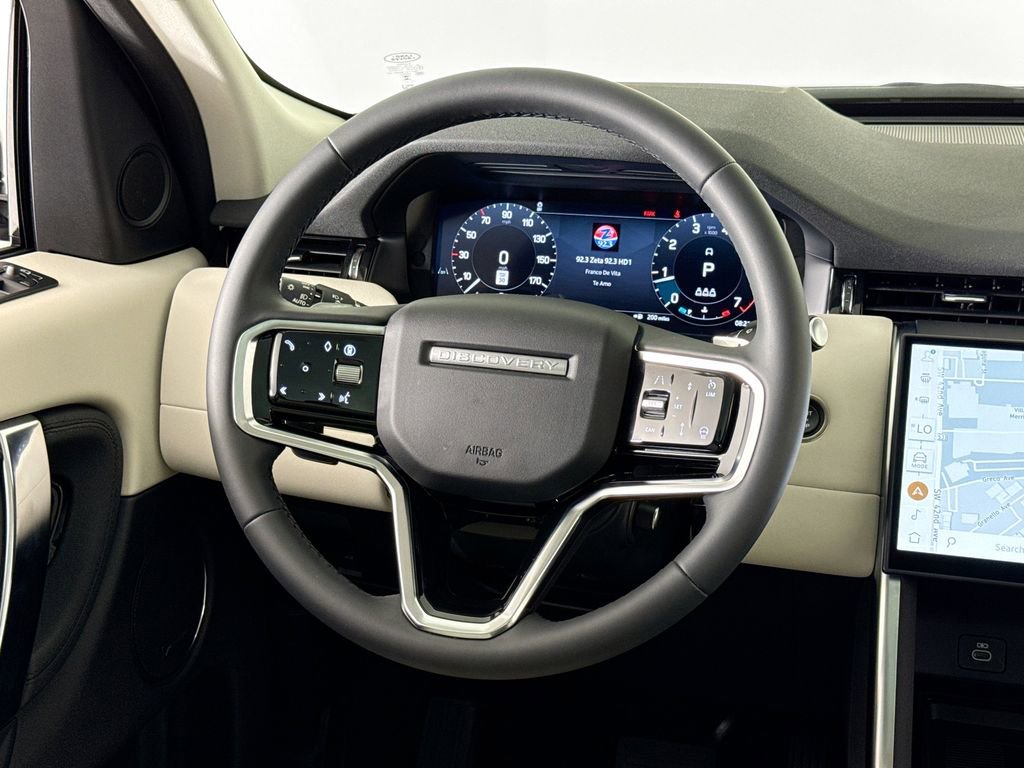Used 2025 Land Rover Discovery Sport S image 20
