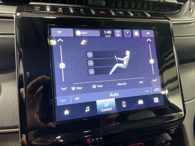 Used 2024 Jeep Grand Cherokee Laredo image 20