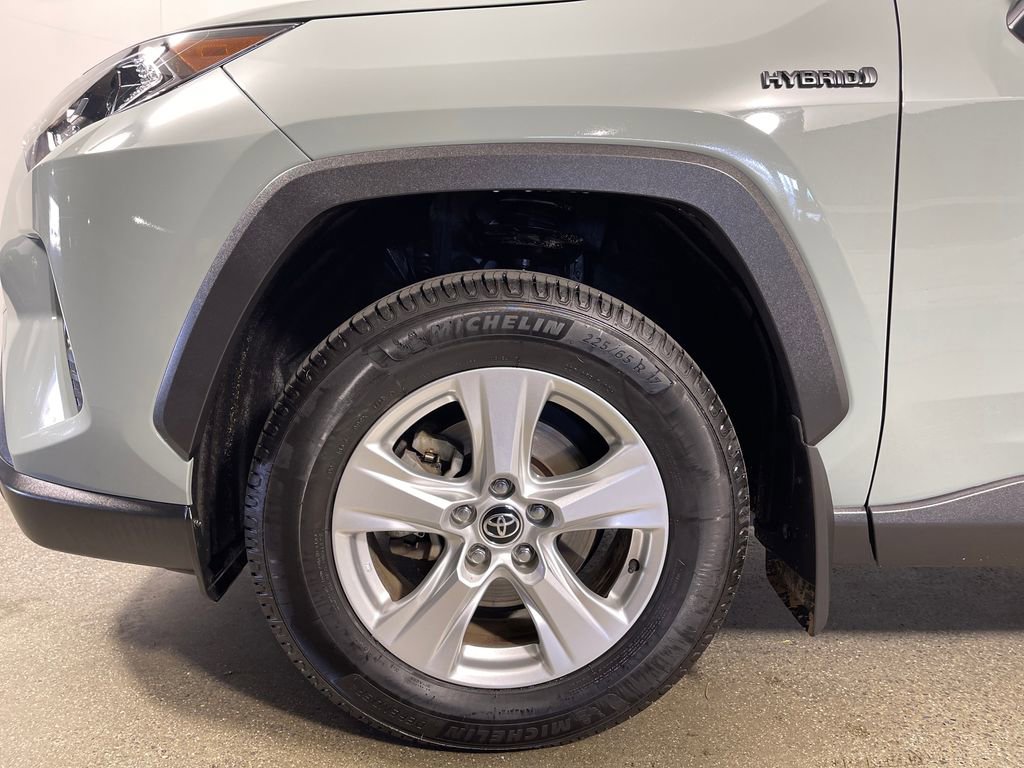 Certified 2021 Toyota RAV4 XLE w/ Convenience Package image 11