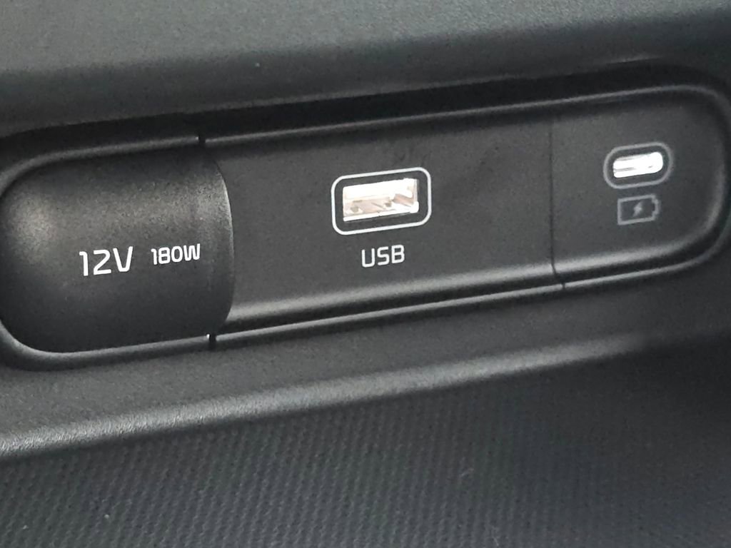 New 2026 Kia Seltos EX image 32