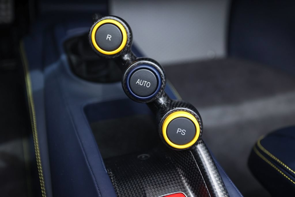 Certified 2020 Ferrari 488 Pista Spider RWD image 44