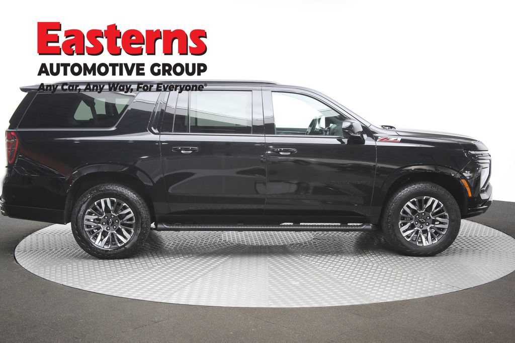 Used 2025 Chevrolet Suburban Z71 AWD/4WD image 48