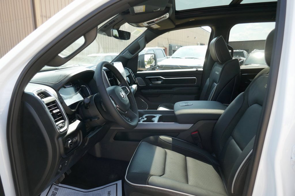 New 2026 RAM 1500 Laramie w/ Night Edition AWD/4WD image 14