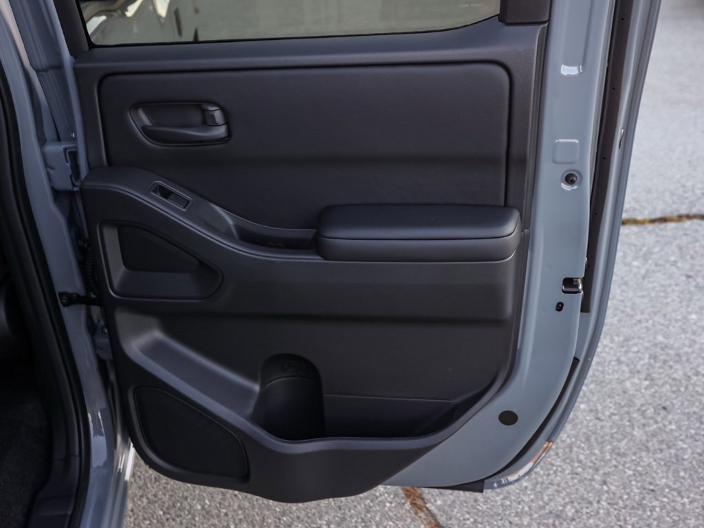 New 2026 Nissan Frontier SV w/ Tow Package image 18
