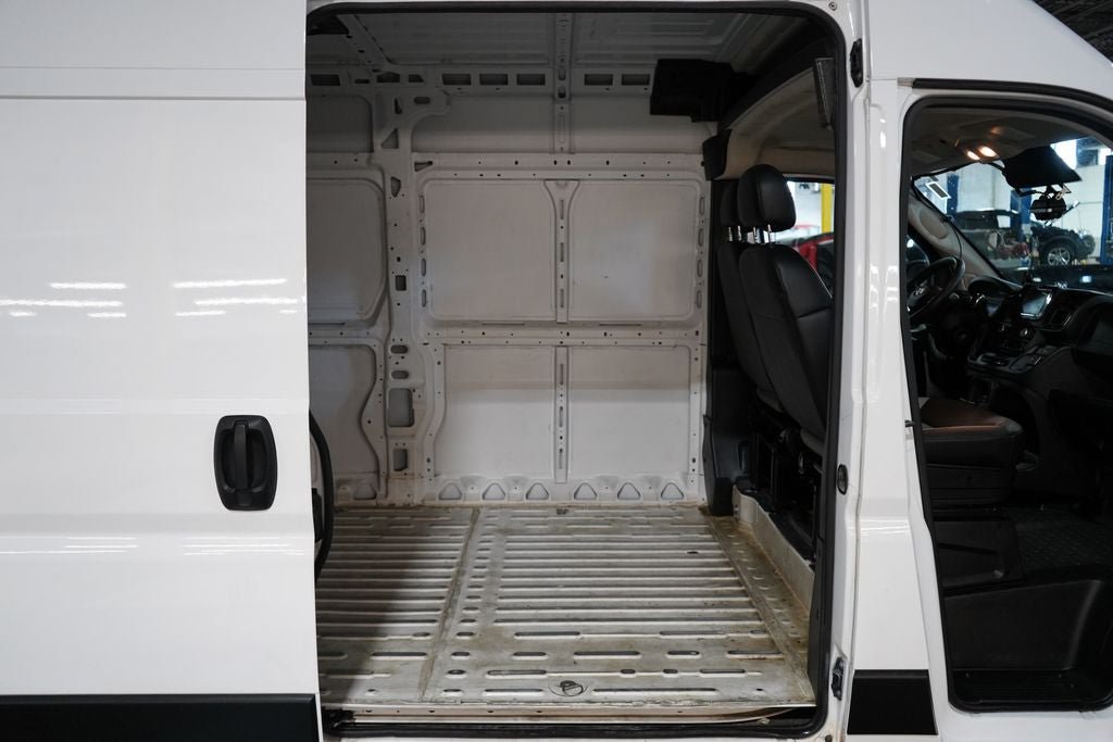 Used 2025 RAM ProMaster 3500 w/ Convenience Group FWD image 17