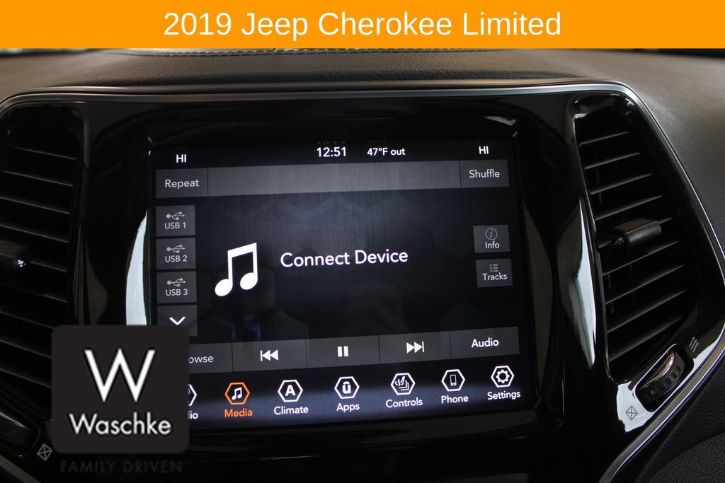 Used 2019 Jeep Cherokee Limited AWD/4WD image 45