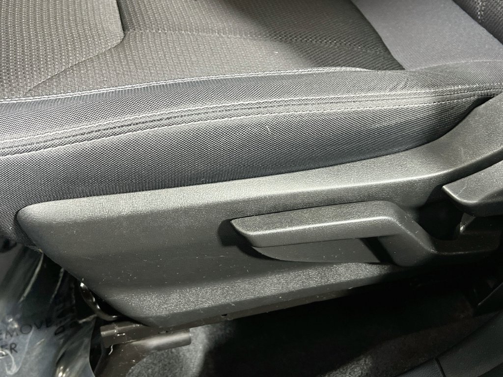 Used 2021 Subaru Forester AWD/4WD image 17
