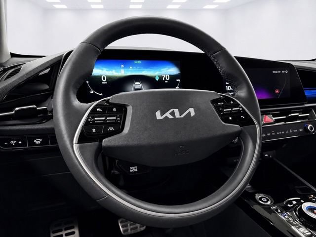 Used 2023 Kia Niro Wave w/ Wave Preserve Package FWD image 22