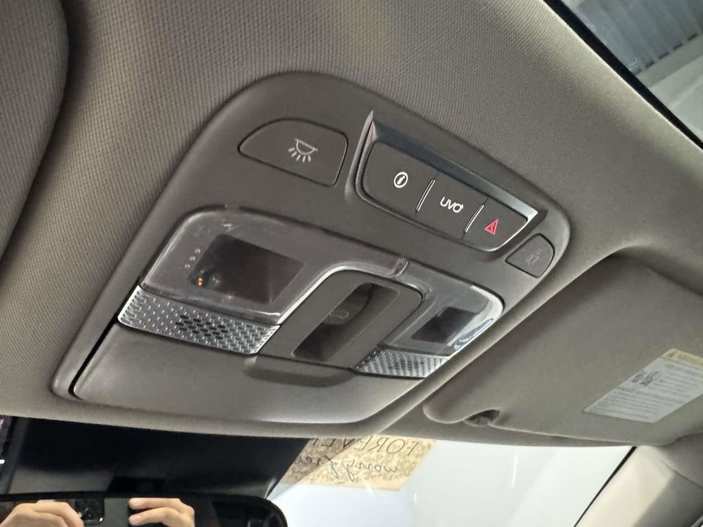 Used 2022 Kia Telluride S image 32