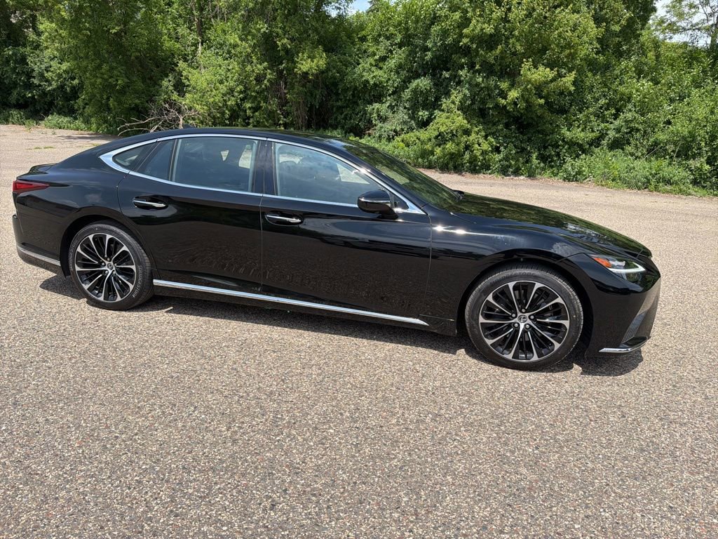 Used 2023 Lexus LS 500 AWD w/ Luxury Package image 18