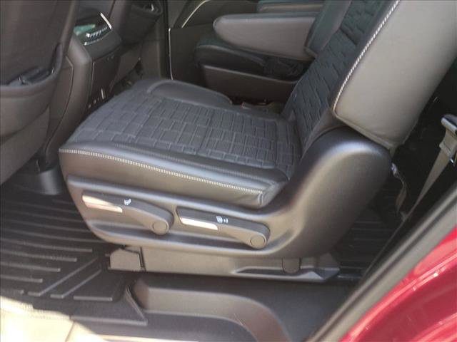 Certified 2023 Cadillac Escalade Sport Platinum w/ LPO, ONYX Package AWD/4WD image 21