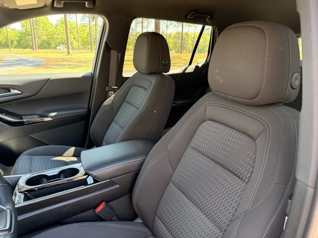 Used 2025 Chevrolet Equinox LT image 14