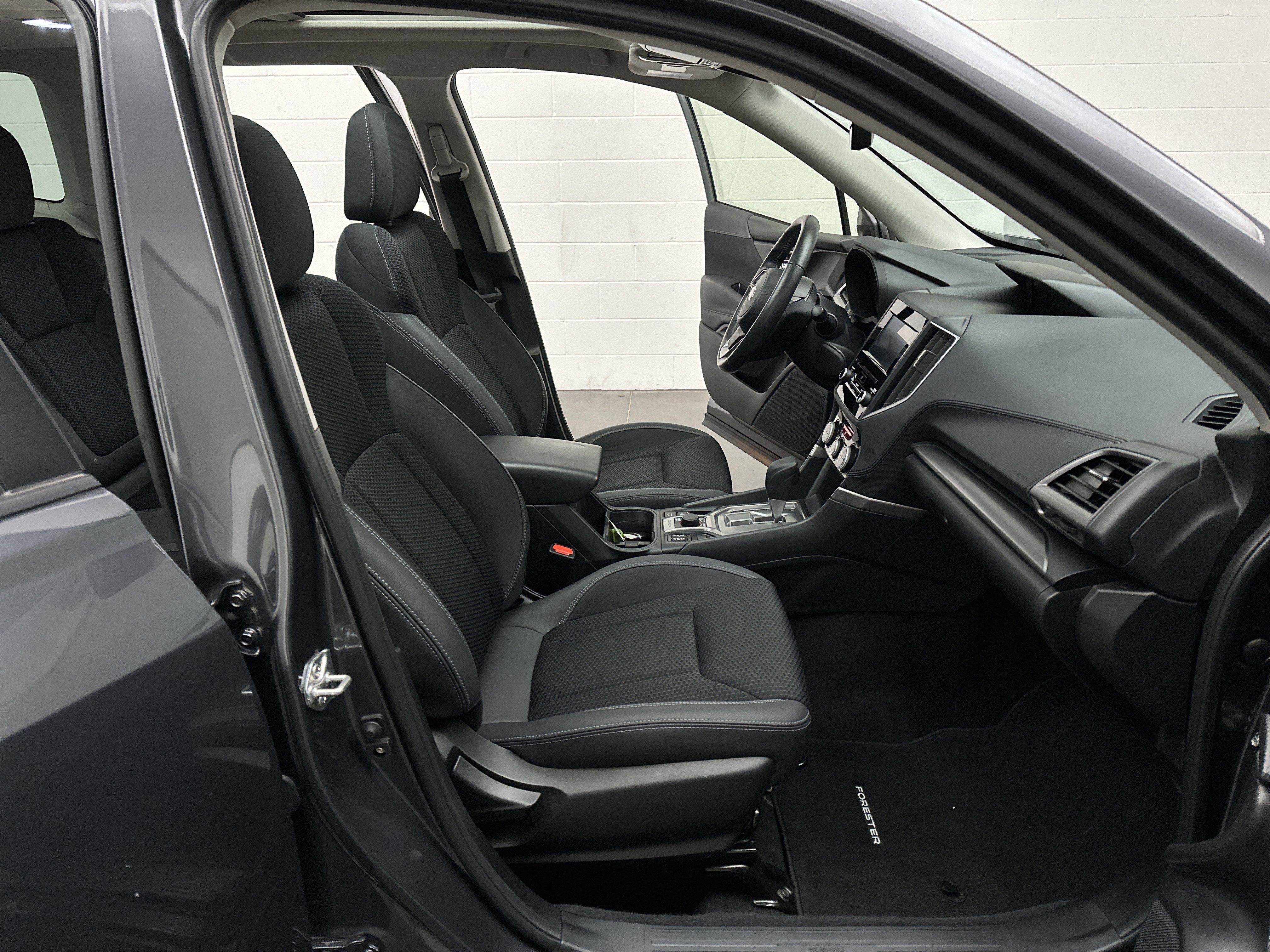 Used 2023 Subaru Forester Premium image 23