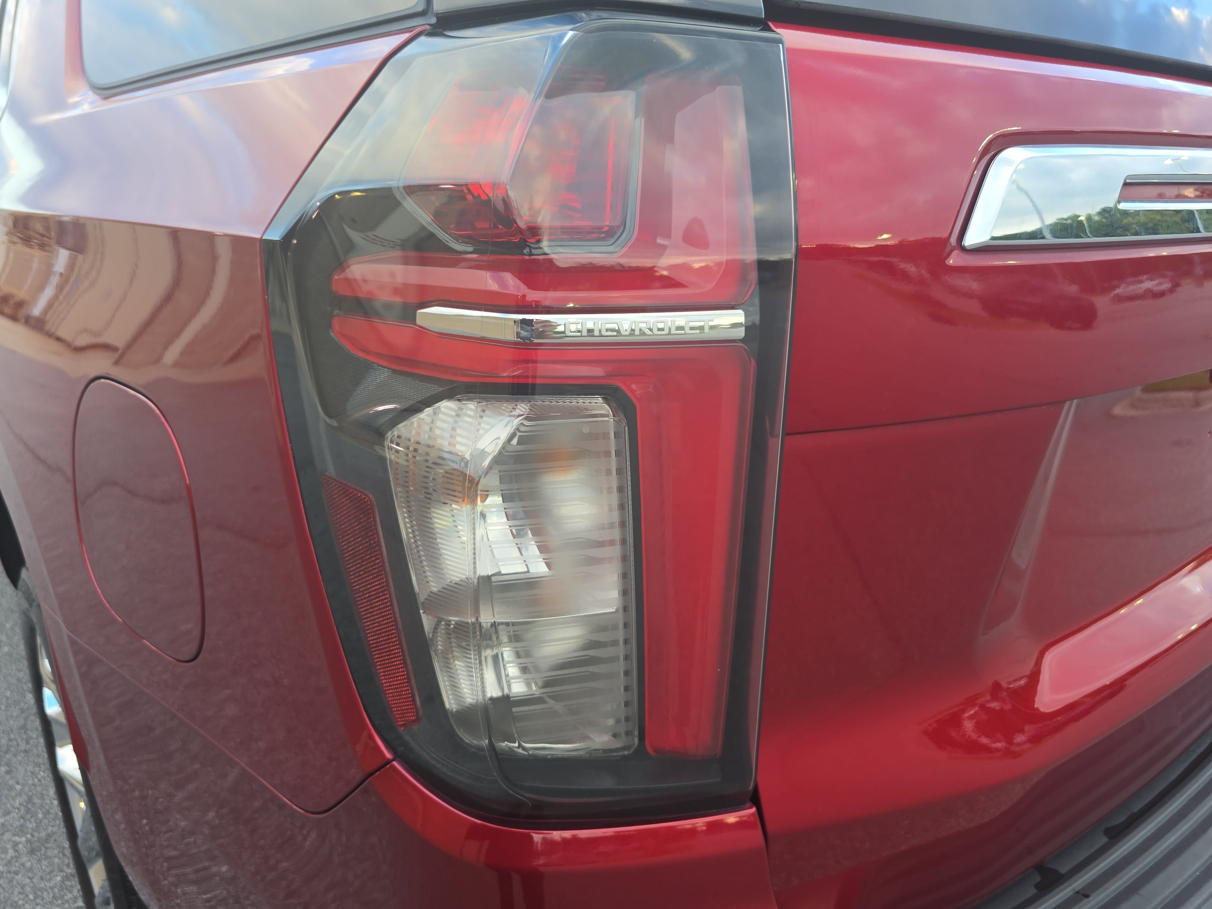 Used 2023 Chevrolet Tahoe Premier AWD/4WD image 35