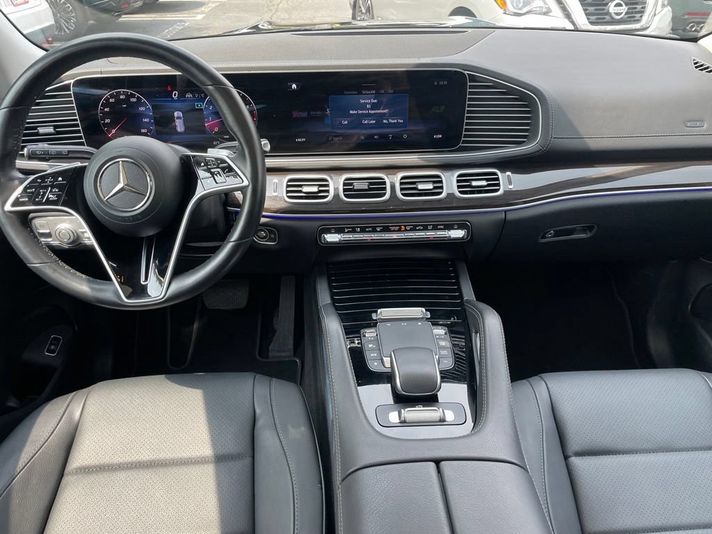 Used 2024 Mercedes-Benz GLS 450 4MATIC image 12