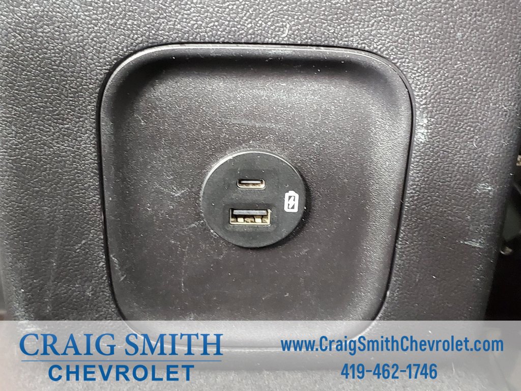 Used 2021 Ford Escape SE image 25