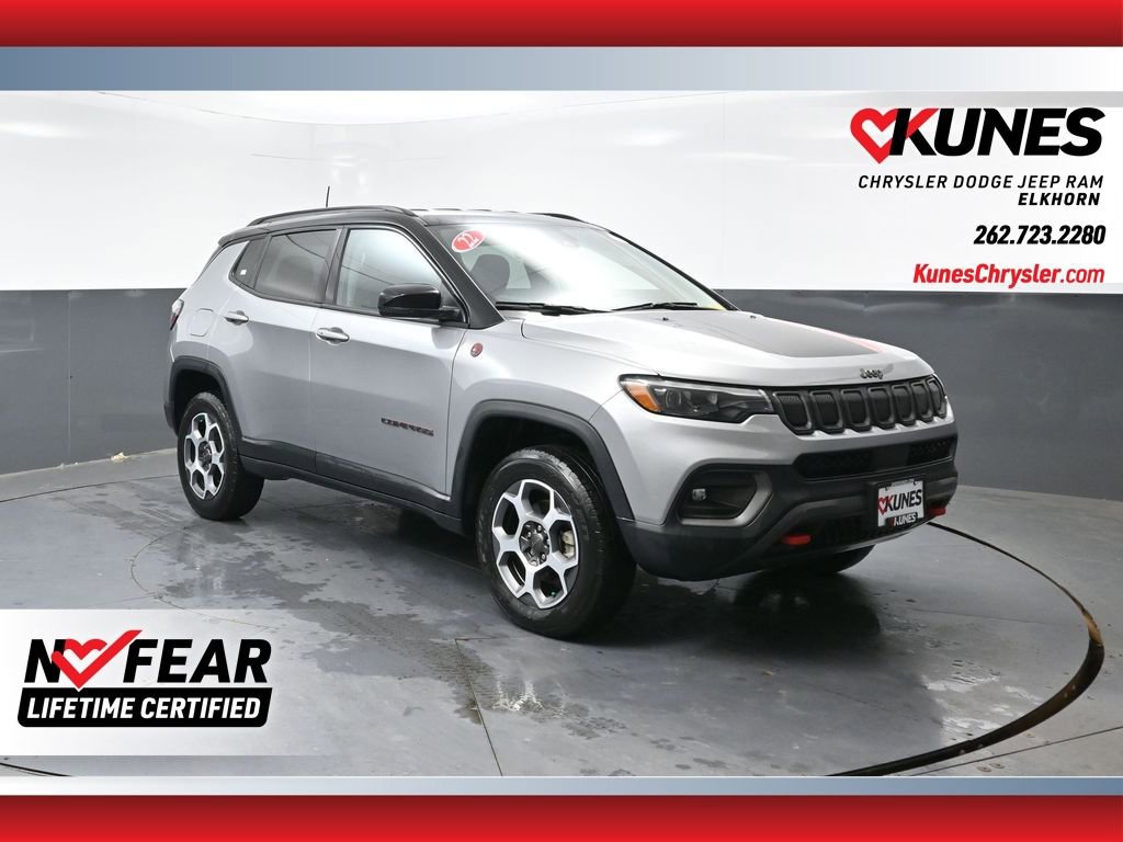 Used 2022 Jeep Compass Trailhawk w/ Trailhawk Elite Group image 1