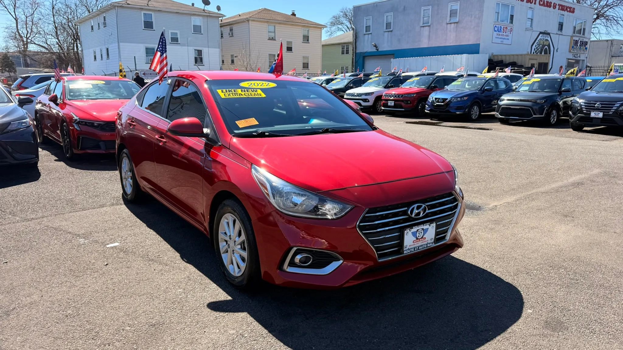 Used 2022 Hyundai Accent SEL image 2