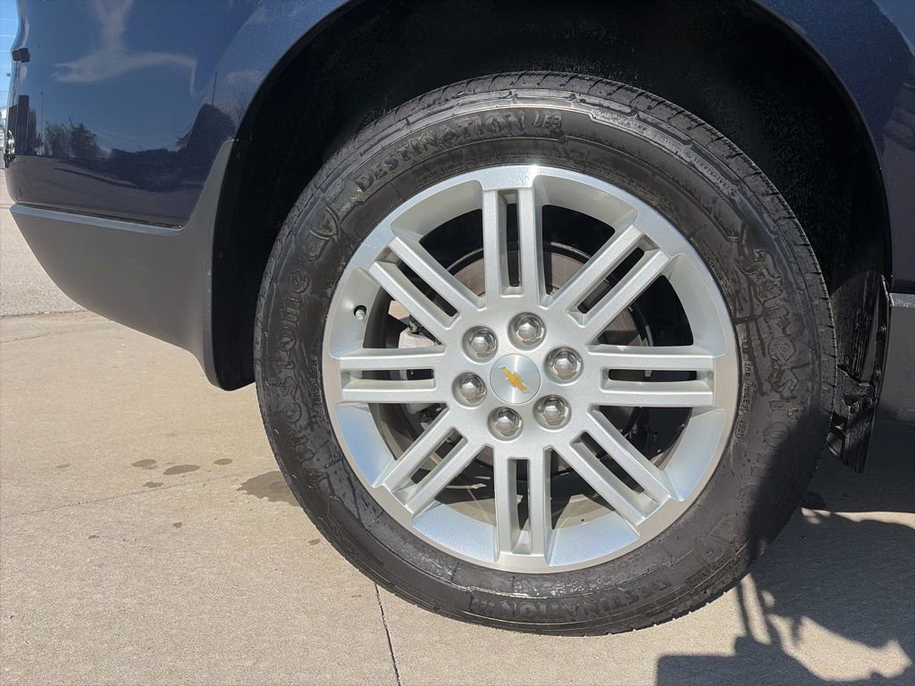 Used 2015 Chevrolet Traverse LT w/ Style and Technology Package image 17