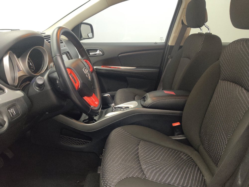 Used 2020 Dodge Journey SE w/ SE Popular Equipment Group FWD image 17