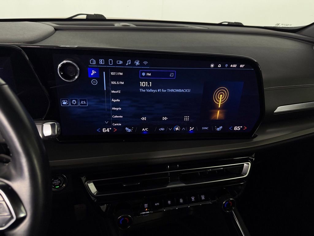 Used 2024 Chevrolet Traverse LT image 15