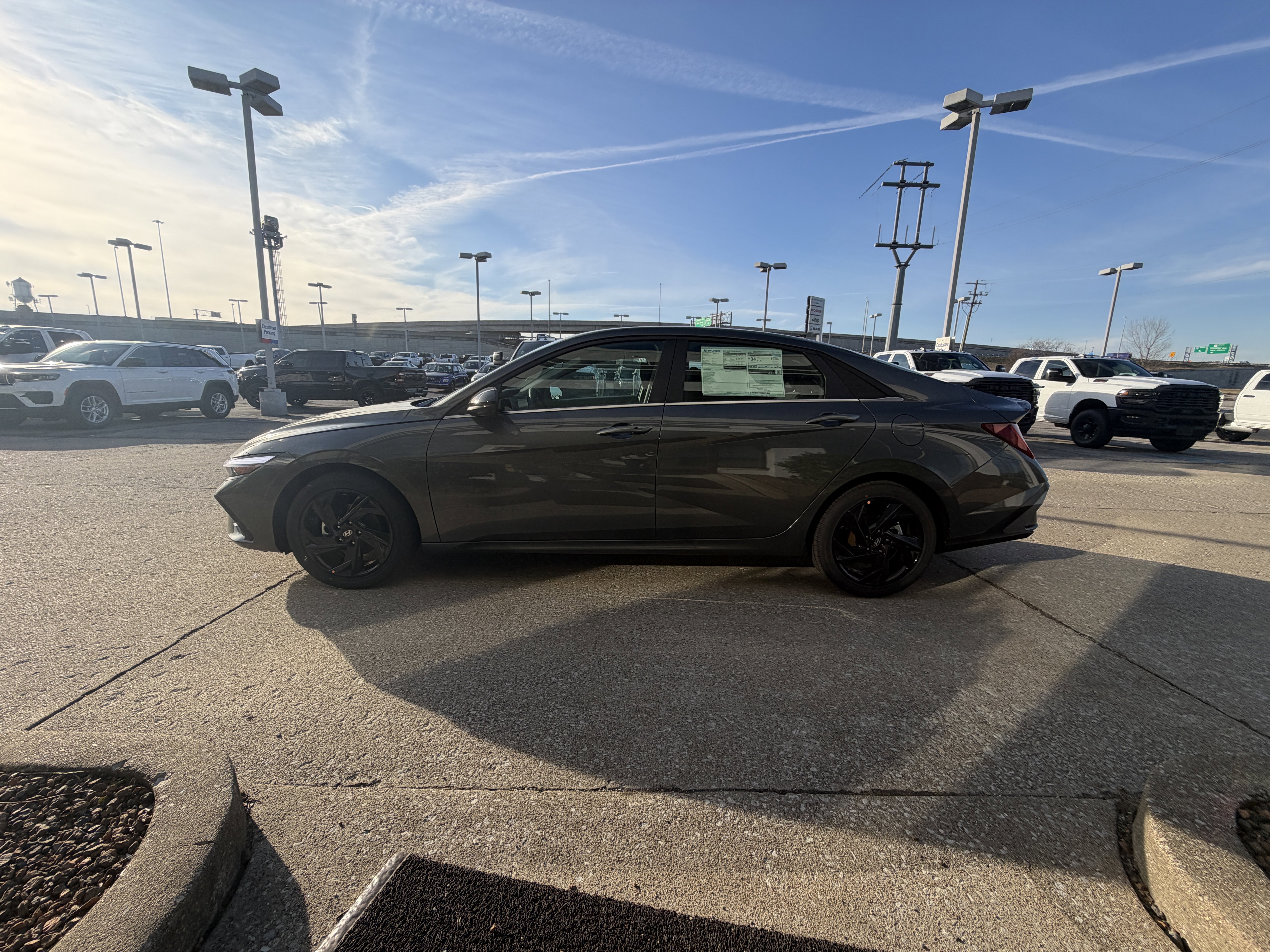 New 2026 Hyundai Elantra SEL Sport FWD image 10