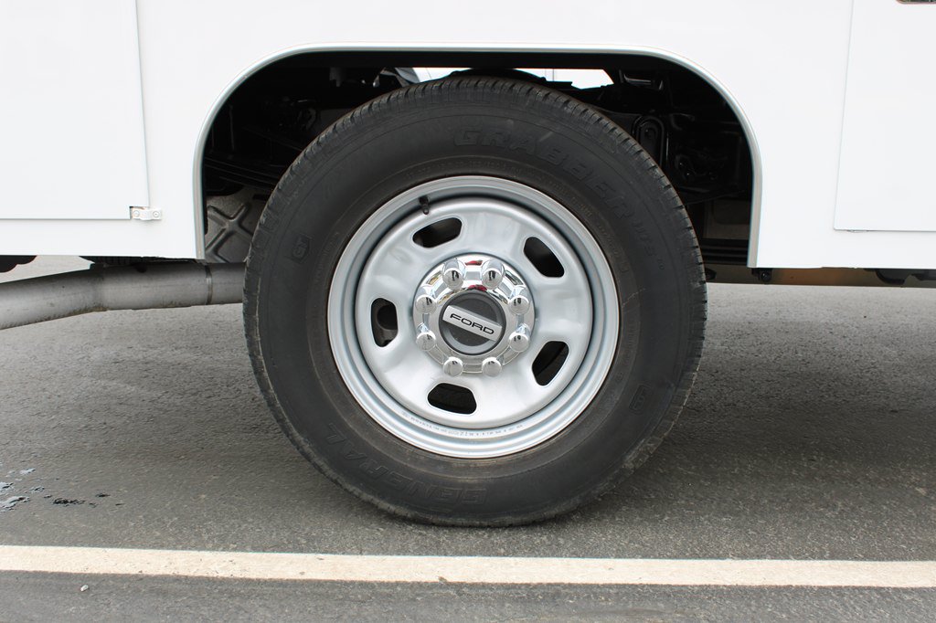 Used 2024 Ford F350 XL w/ XL Chrome Package RWD image 39