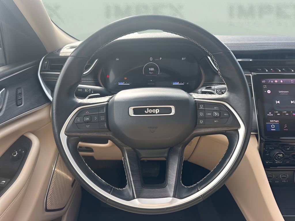 Used 2021 Jeep Grand Cherokee L Limited w/ Luxury Tech Group II image 17