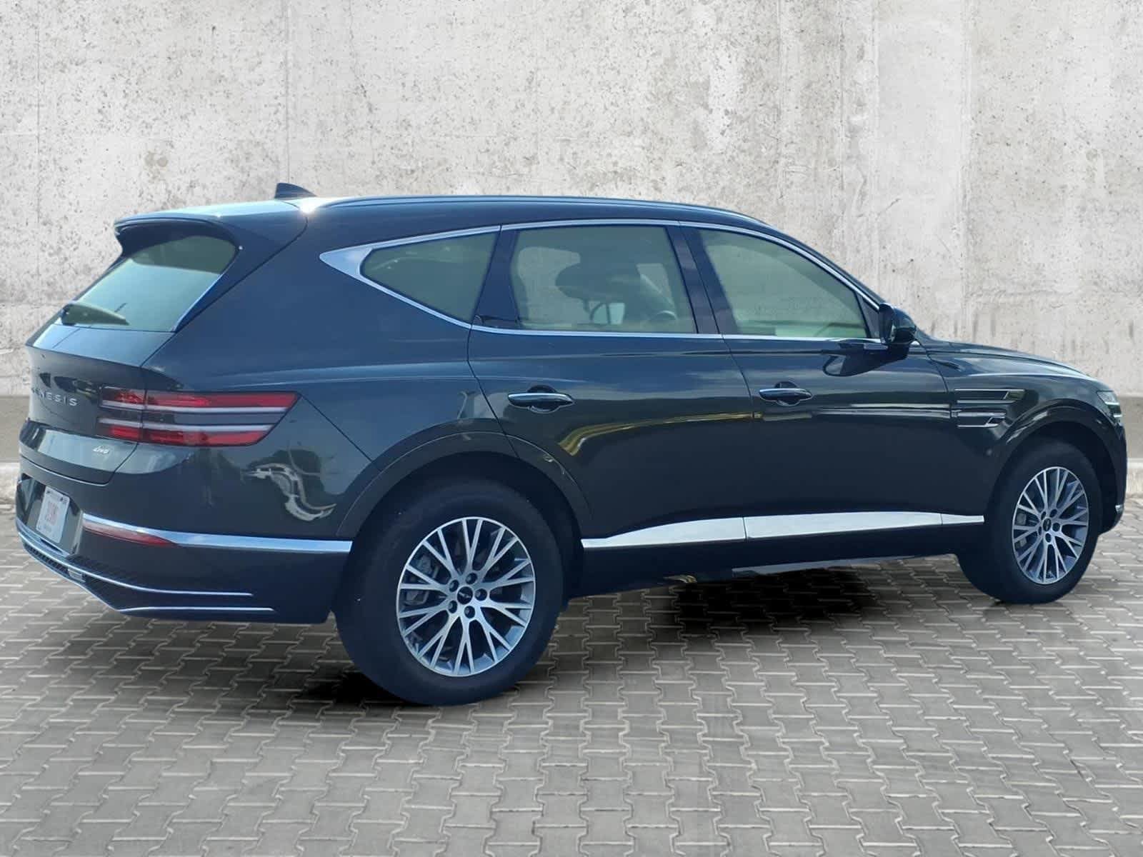 Used 2025 Genesis GV80 2.5T Standard AWD/4WD image 9