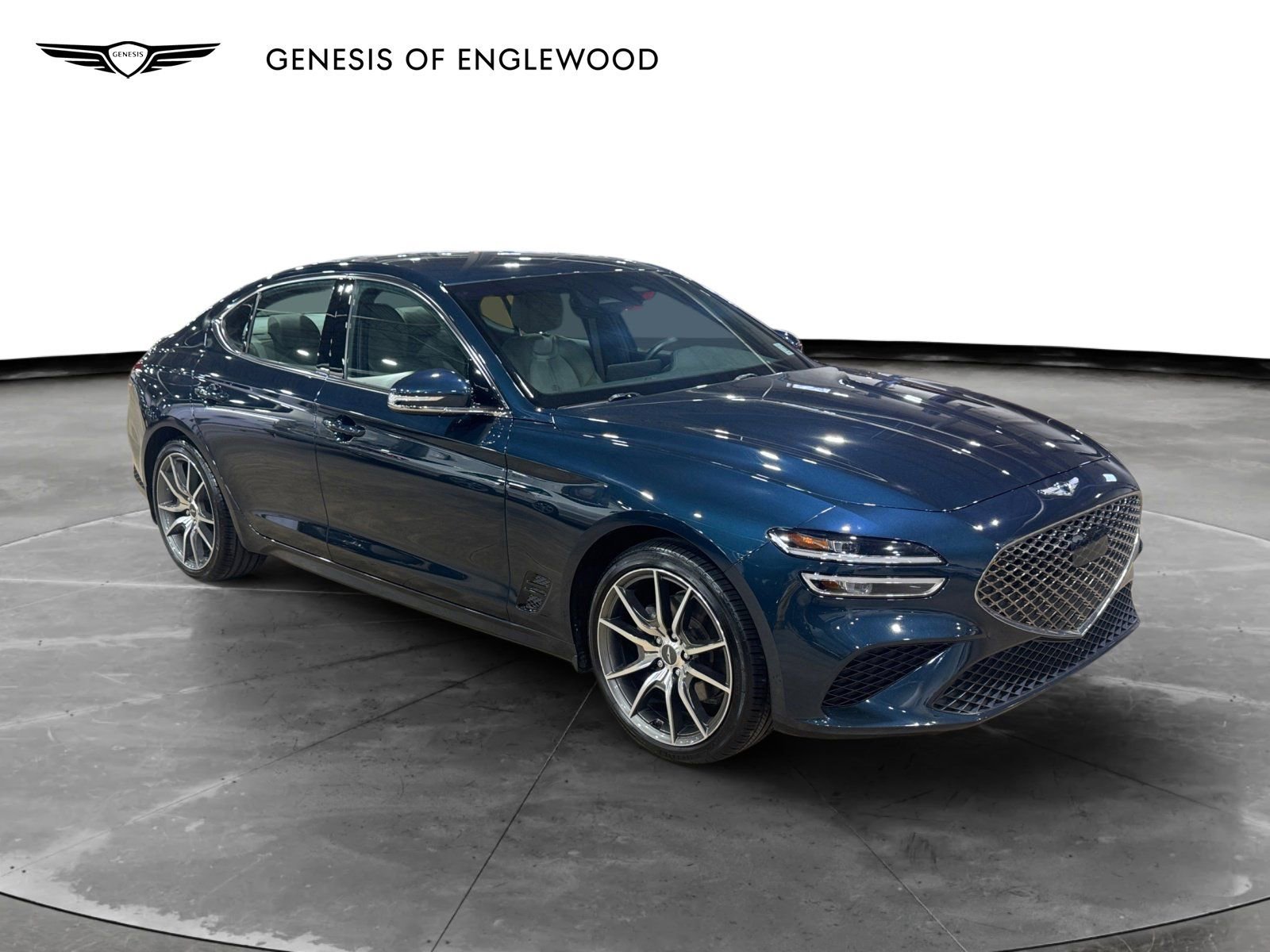 Used 2023 Genesis G70 2.0T image 7