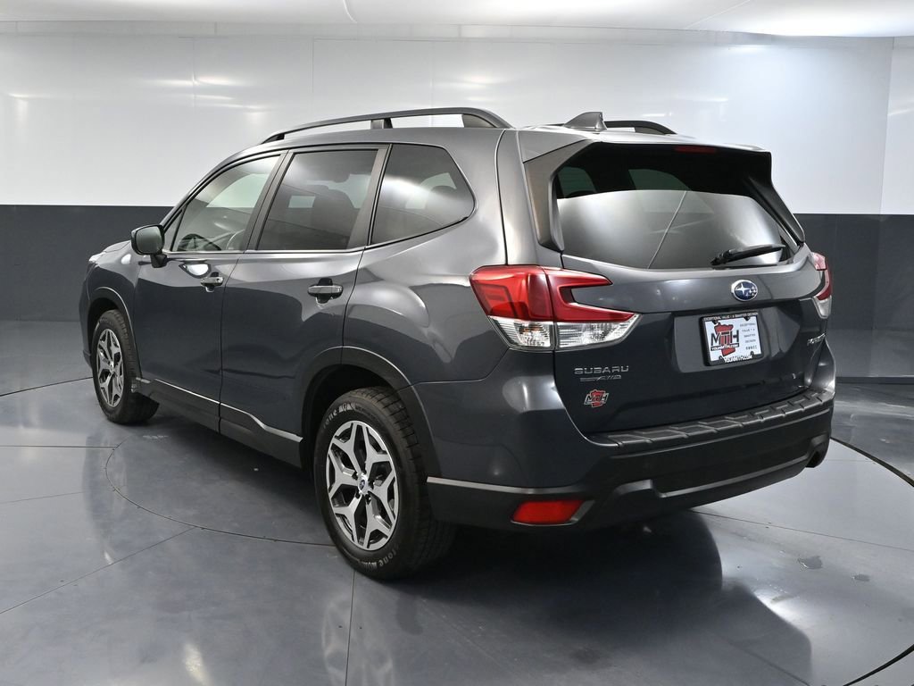Used 2021 Subaru Forester Premium image 8