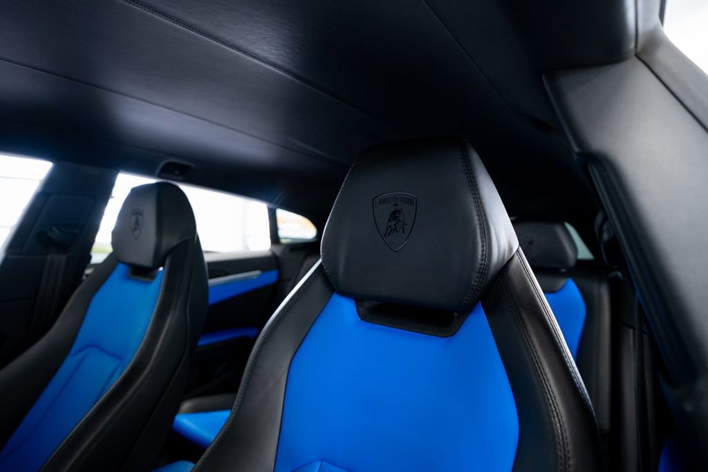 Used 2022 Lamborghini Urus image 44