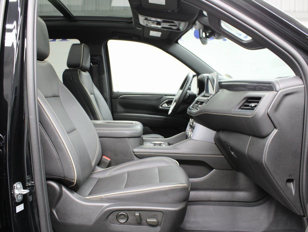 Used 2023 GMC Yukon SLT w/ Max Trailering Package image 28