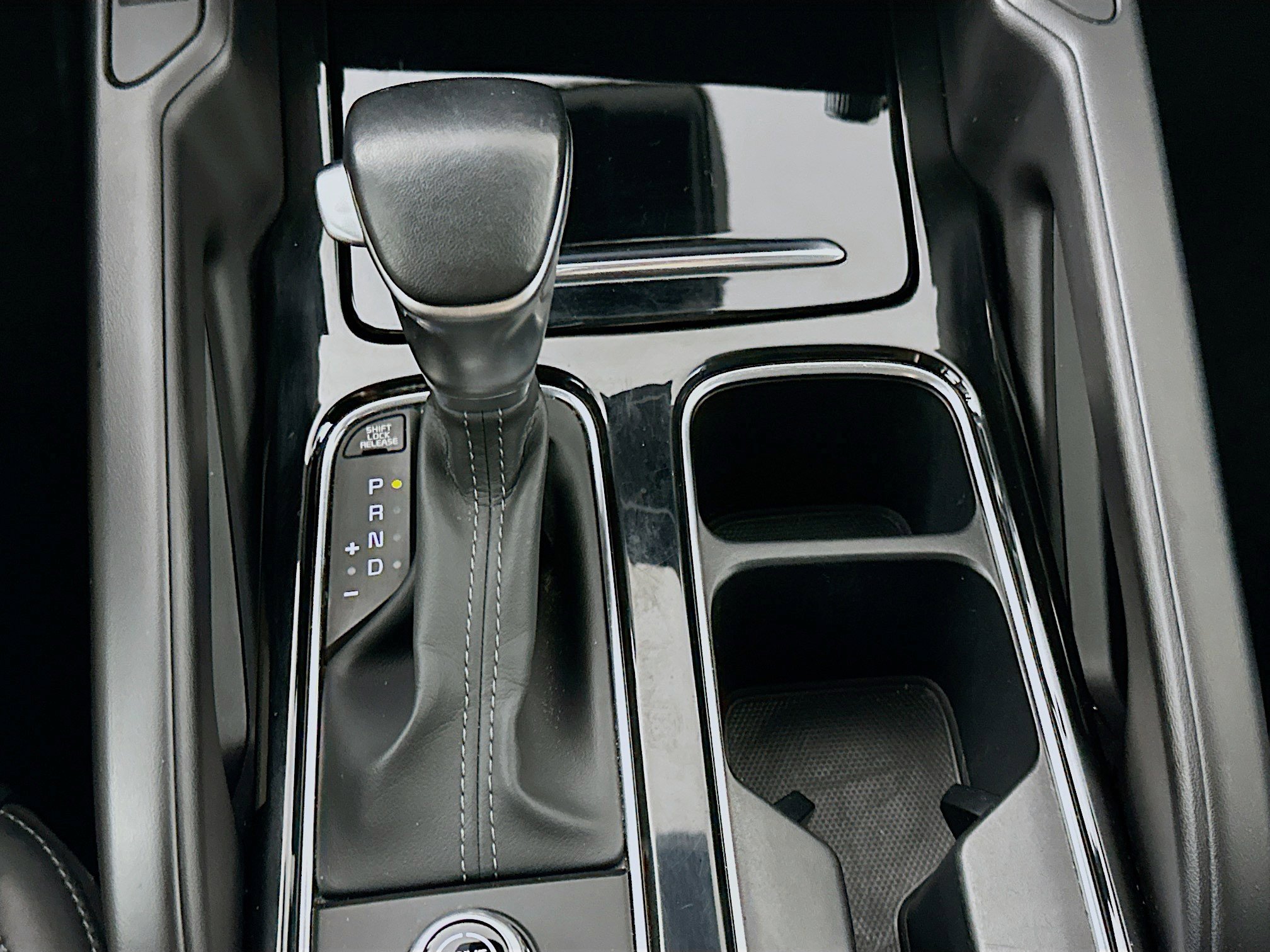 Used 2025 Kia Telluride S FWD image 25