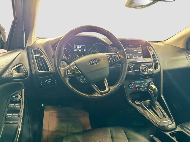 Used 2017 Ford Focus Titanium w/ Titanium Technology Package image 24