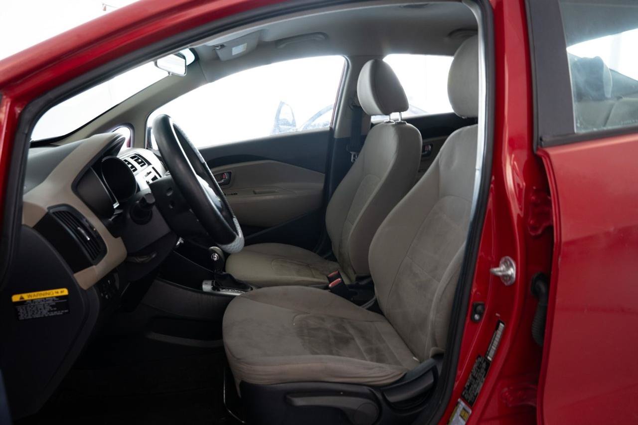 Used 2014 Kia Rio LX w/ Power Package FWD image 9