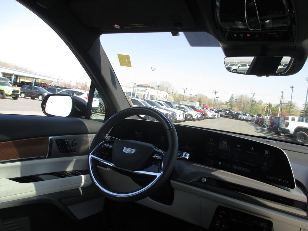 Used 2026 Cadillac Vistiq Sport w/ LPO, Floor Liner Package image 24